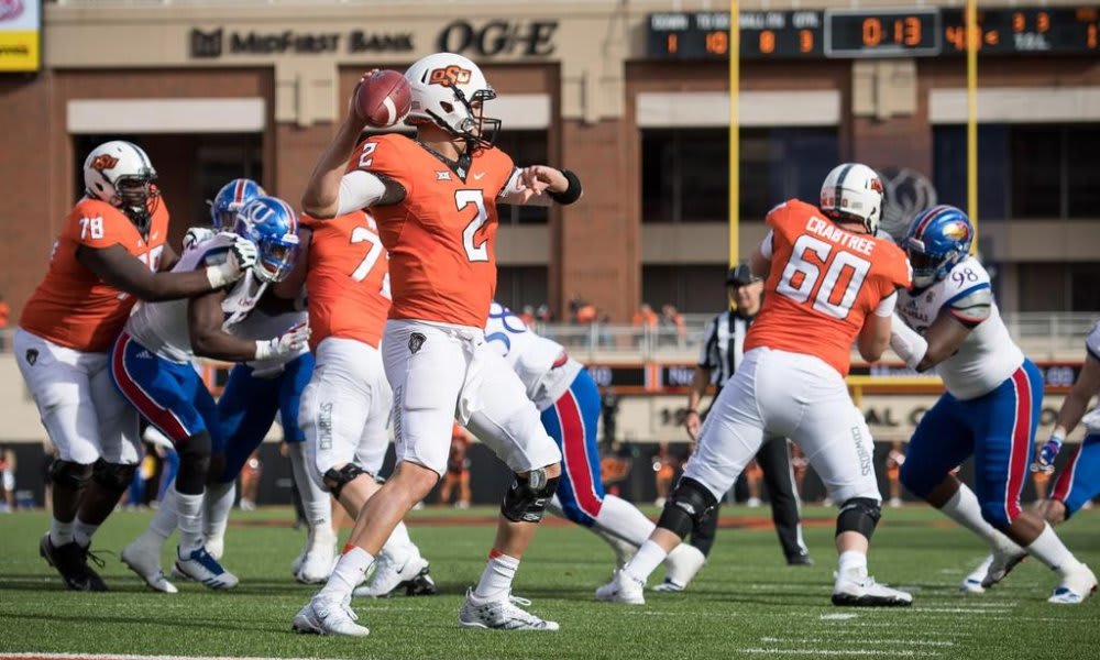 Josh Allen's pro day impresses, but answers few questions - Mile