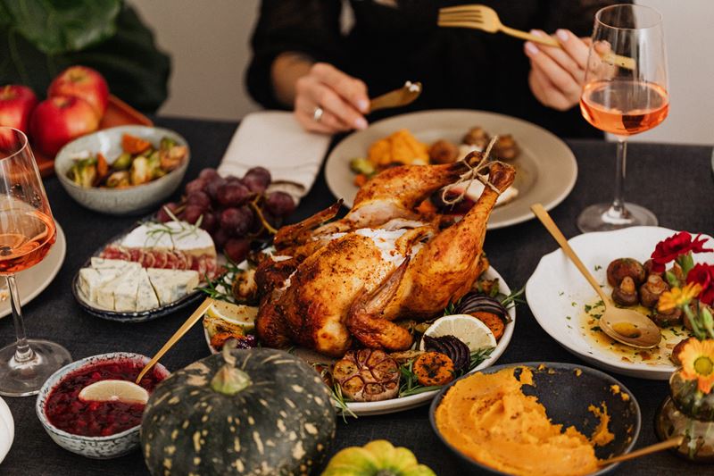 Dine-in, carry-out Thanksgiving | CHStoday