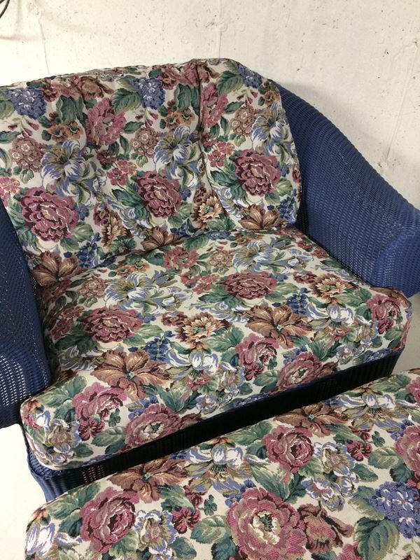 Flowers Gone Wild Janesville Comfort Shoppe Ugly Chair Photo Contest