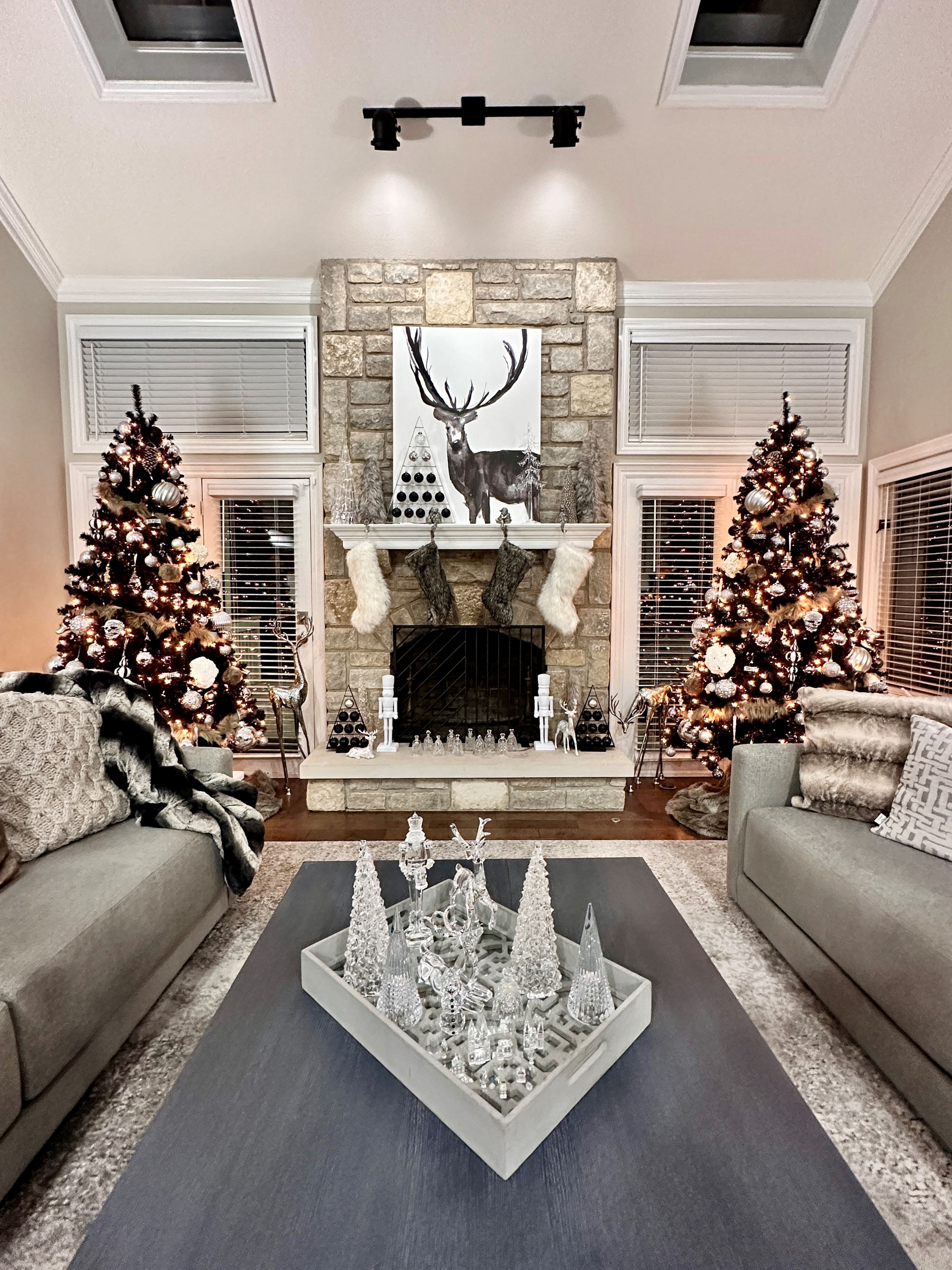 Oakland Nurseries Holiday Entry